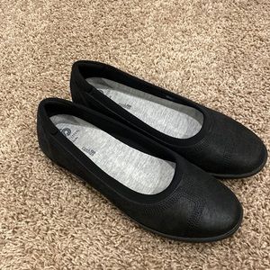 Clark black flats cloud steppers size 10